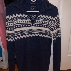 Navy American Eagle sweater